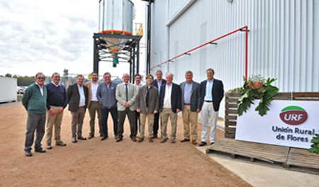 
                        Lacalle Pou inauguró planta de raciones de la Unión Rural de Flores                    